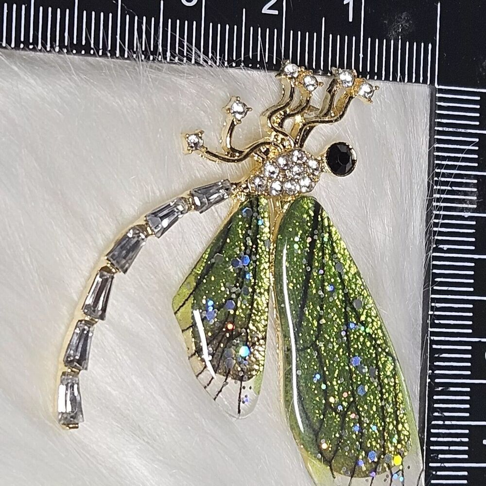 Dragonfly Brooch Pin Clear Rhinestone Green Acrylic Wings Costume Jewelry Nature - Picture 7 of 8